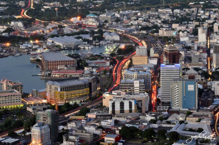 A busy motorway A busy motorway