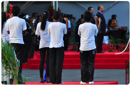 Glory to thee, in Mauritian language sign