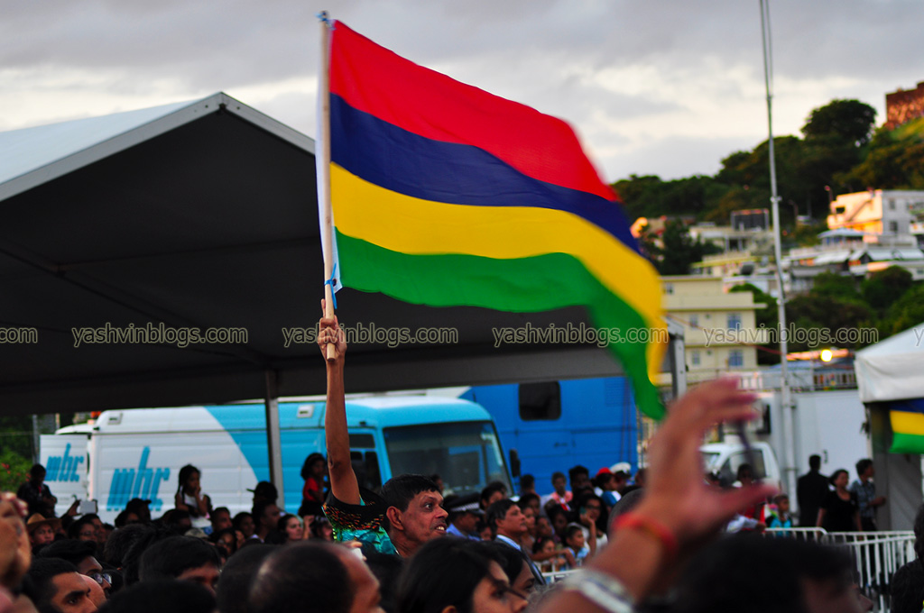 Raising his flag since he was on the huge screens (and live on MBC)
